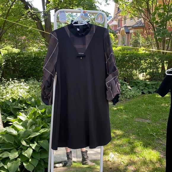 Mod Dress - Picture 1 of 6